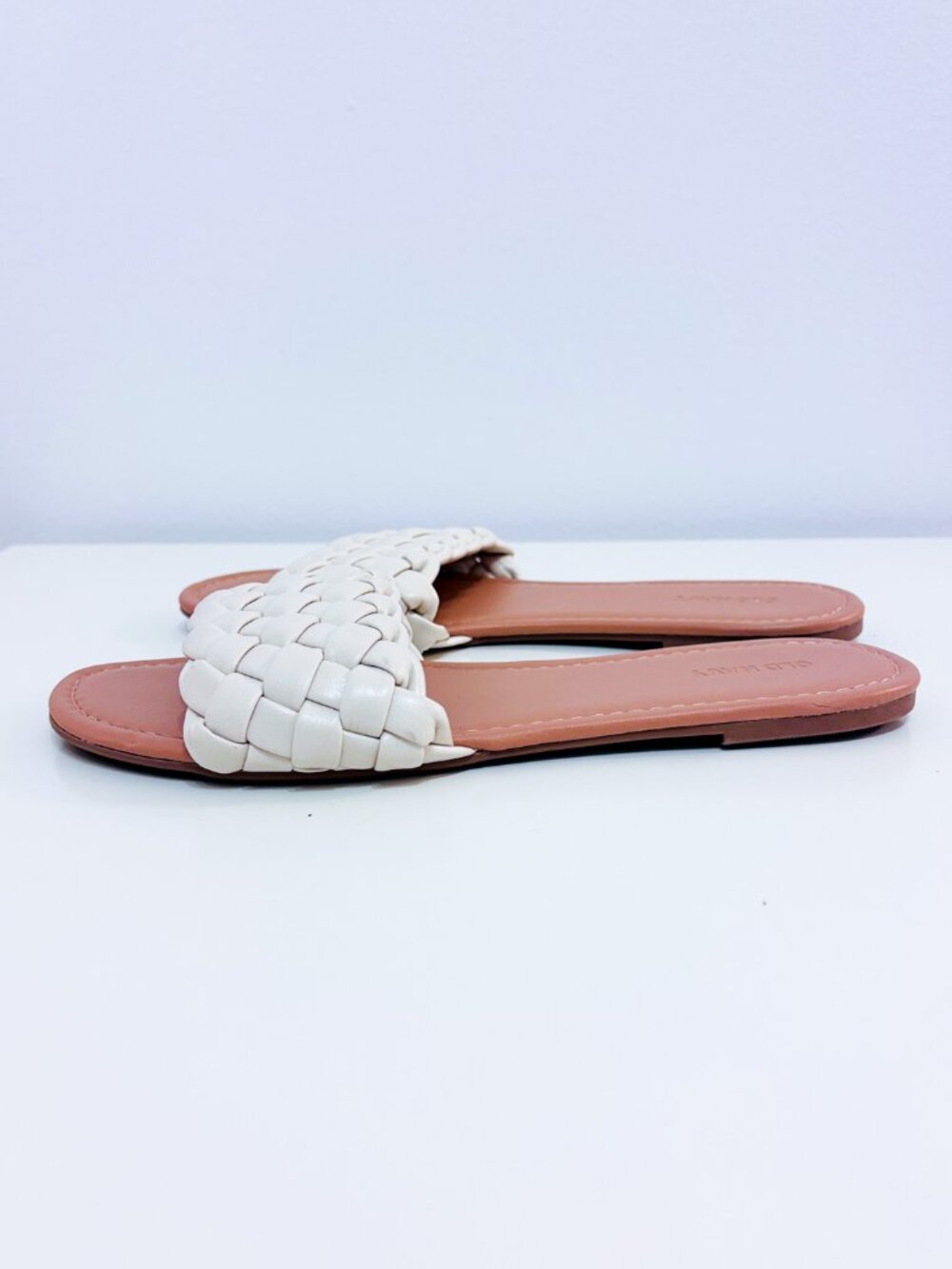 OLD NAVY Beige Woven Slide Sandals | Braided Minimalist | Size 8 - Picture 5 of 6